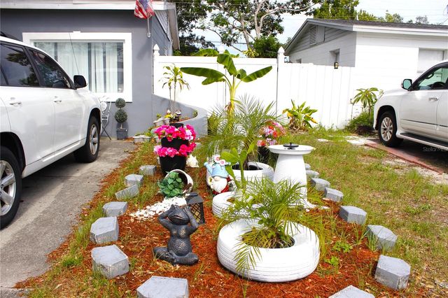 8370 52ND WAY N, Pinellas Park, FL 33781