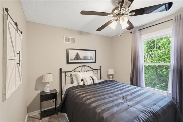 1380 W Prairie Court, Olathe, KS 66061