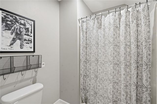 1380 W Prairie Court, Olathe, KS 66061