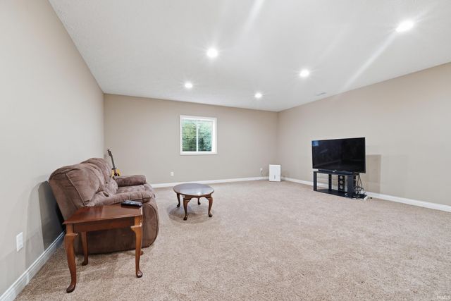 3712 Westmoreland Drive, West Lafayette, IN 47906