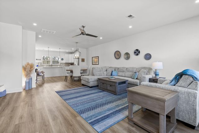 635 N Laurel Street, Summerville, SC 29483