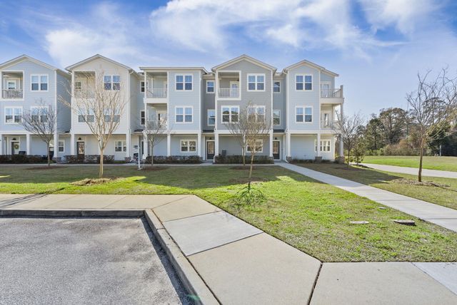 635 N Laurel Street, Summerville, SC 29483