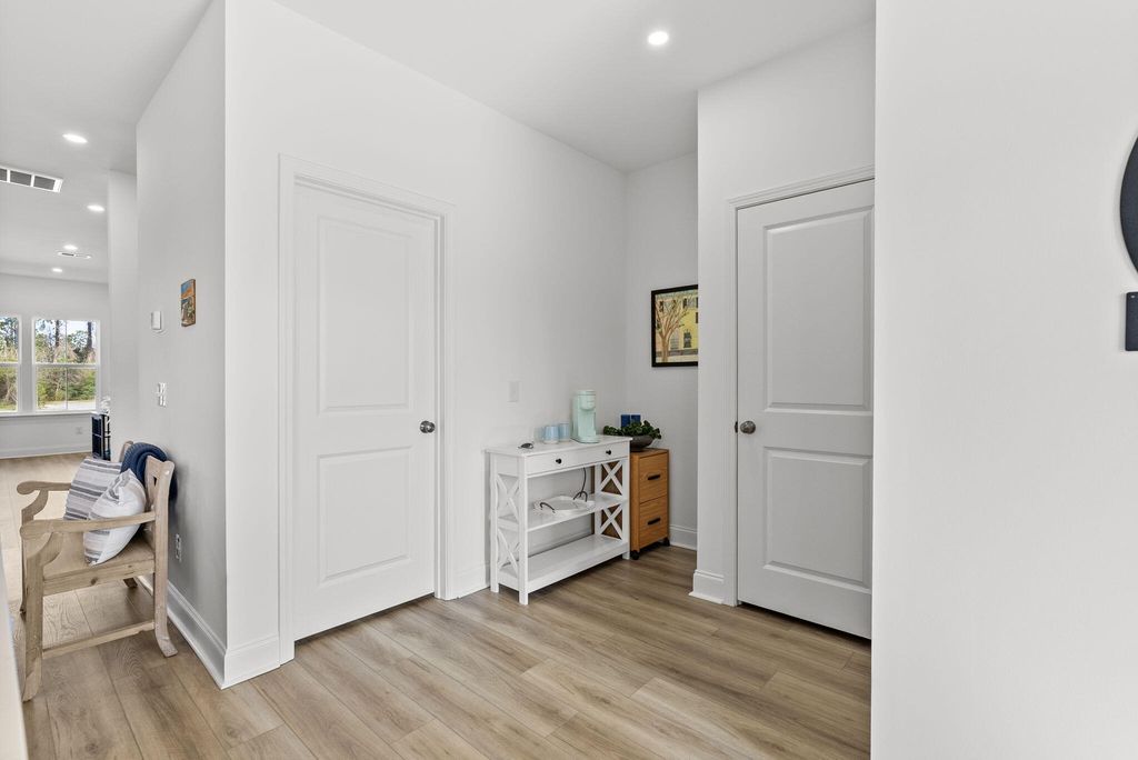 Image 27 of property listing at 635 N Laurel Street, Summerville, SC 29483