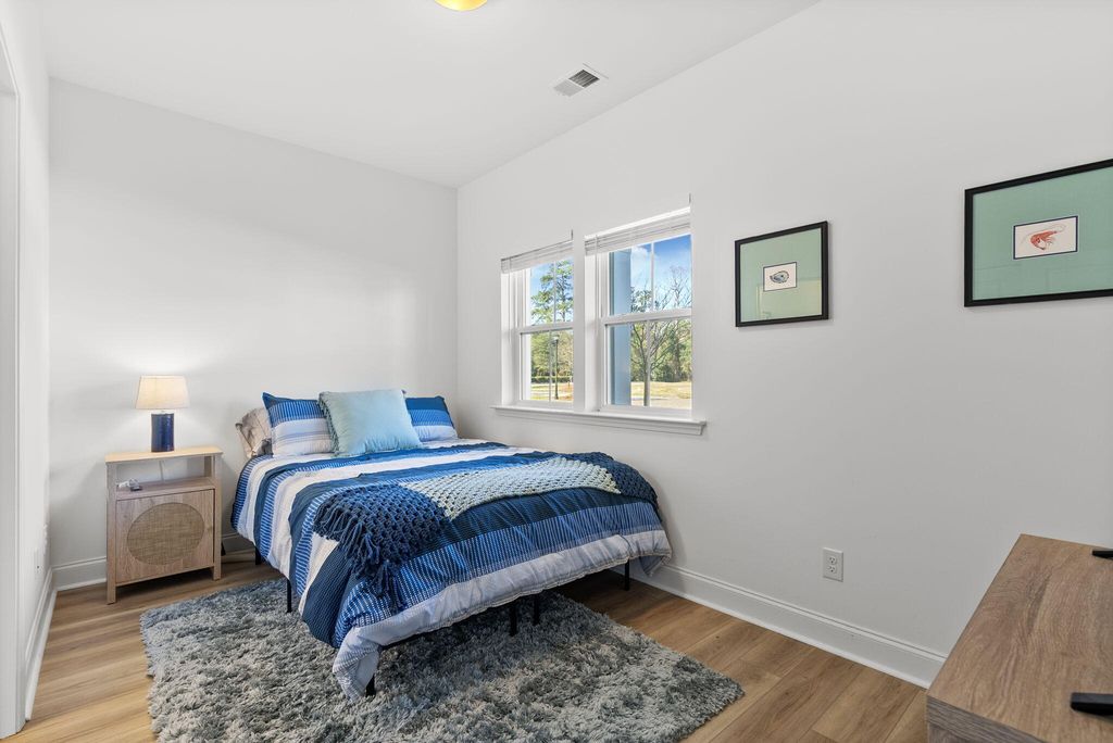 Image 29 of property listing at 635 N Laurel Street, Summerville, SC 29483