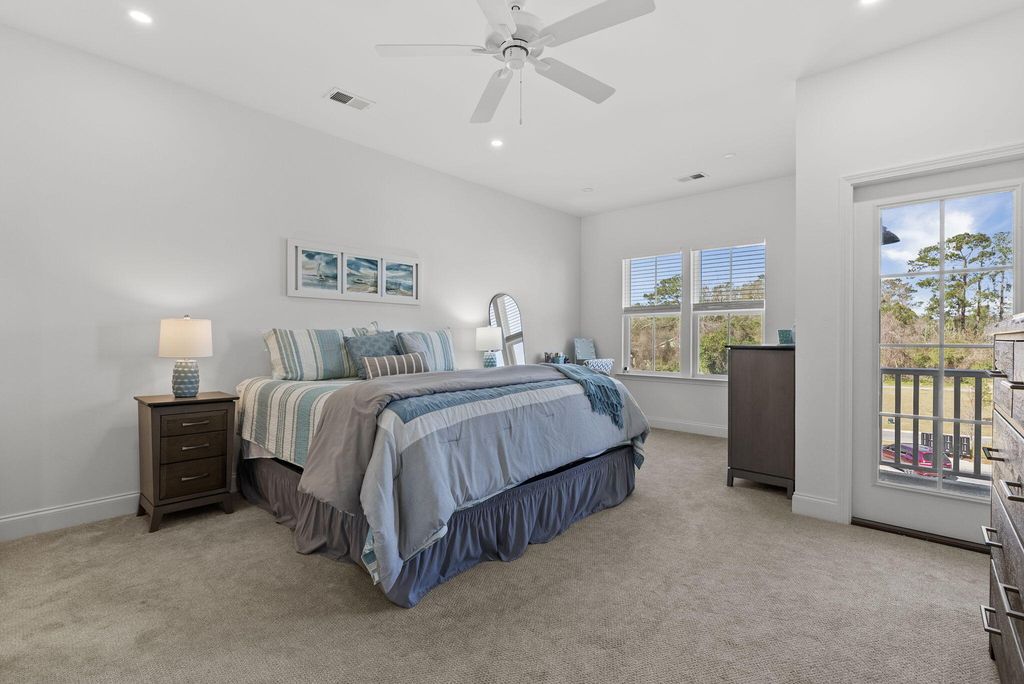 Image 34 of property listing at 635 N Laurel Street, Summerville, SC 29483