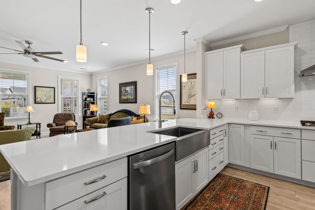 216 Symphony Avenue, Summerville, SC 29486