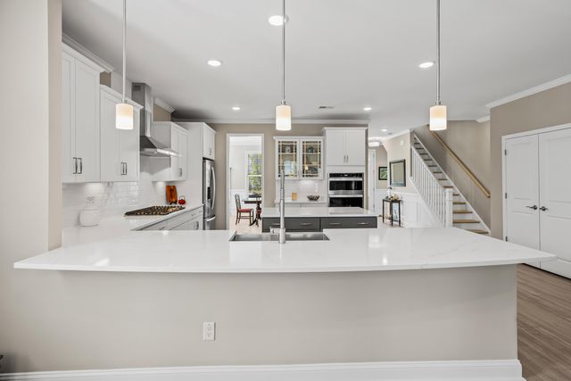 216 Symphony Avenue, Summerville, SC 29486
