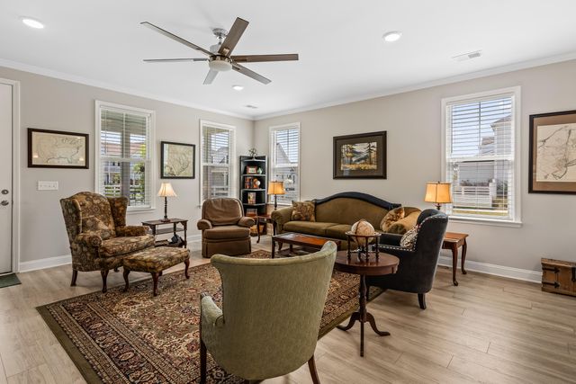216 Symphony Avenue, Summerville, SC 29486