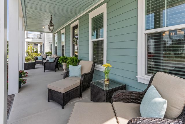 216 Symphony Avenue, Summerville, SC 29486