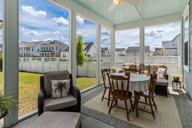 216 Symphony Avenue, Summerville, SC 29486
