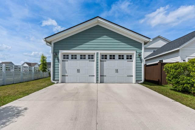 216 Symphony Avenue, Summerville, SC 29486