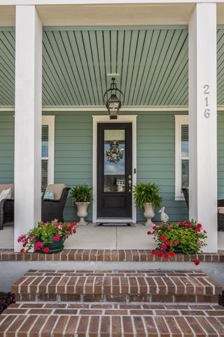 216 Symphony Avenue, Summerville, SC 29486
