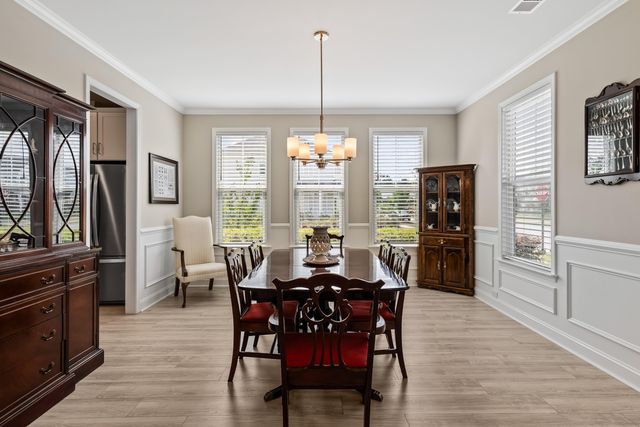 216 Symphony Avenue, Summerville, SC 29486