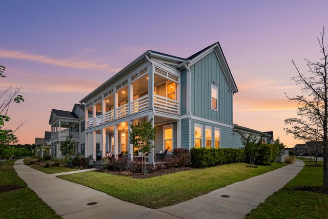 216 Symphony Avenue, Summerville, SC 29486