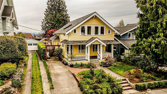 4026 Burke Avenue N, Seattle, WA 98103