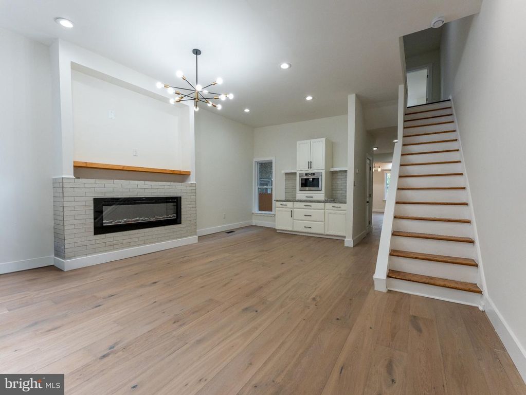 2527 W JEFFERSON ST, PHILADELPHIA, PA 19121 — photo 4