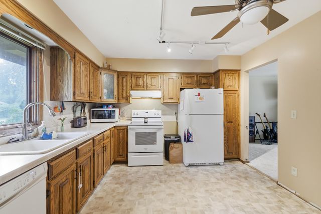 2028 Dotte Drive, White Bear Lake, MN 55110