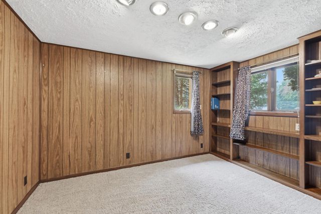 2028 Dotte Drive, White Bear Lake, MN 55110