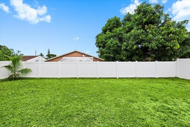 200 Marie Drive, West Palm Beach, FL 33415