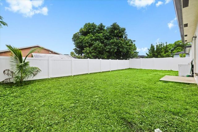 200 Marie Drive, West Palm Beach, FL 33415