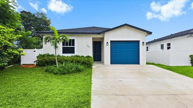 200 Marie Drive, West Palm Beach, FL 33415