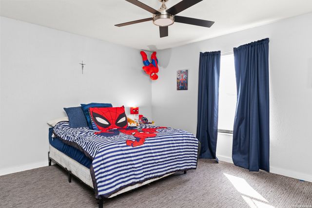 15285 skaggs, Atascosa, TX 78002