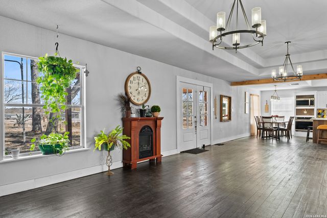 15285 skaggs, Atascosa, TX 78002