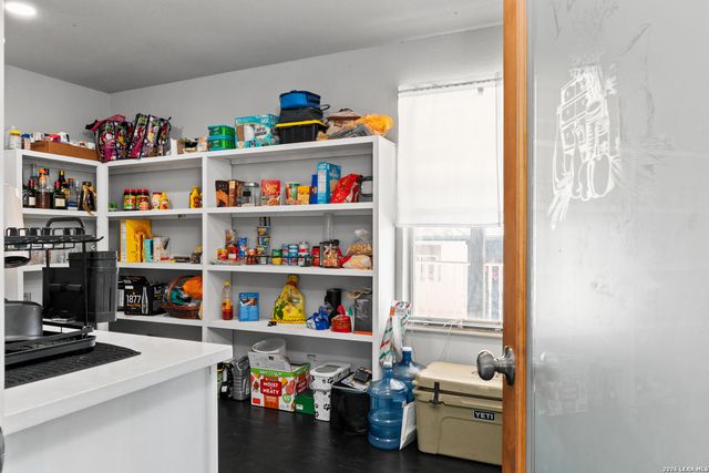 15285 skaggs, Atascosa, TX 78002