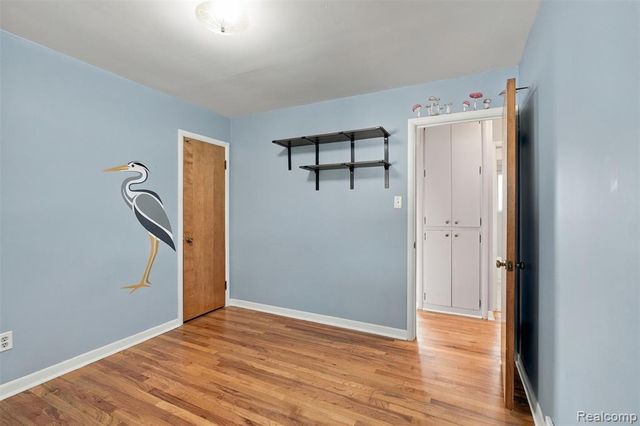 1199 N Stephen Avenue, Clawson, MI 48017