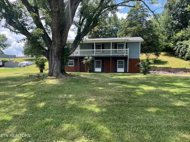 305 Grandeur Drive, Knoxville, TN 37920