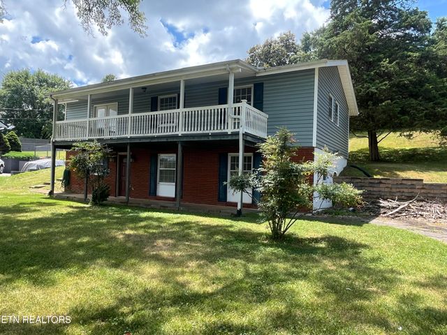 305 Grandeur Drive, Knoxville, TN 37920