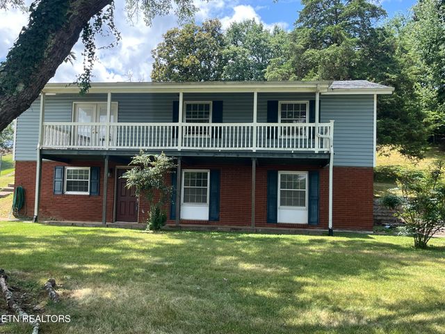 305 Grandeur Drive, Knoxville, TN 37920