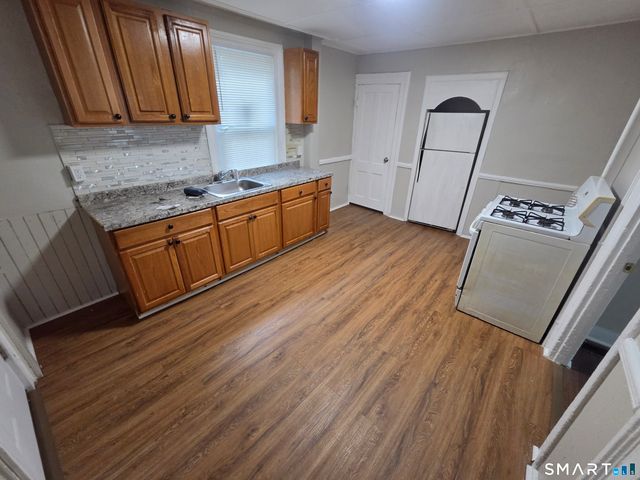 9 Harvard Street 1, Waterbury, CT 06704