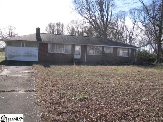 1929 Dewberry Road, Spartanburg, SC 29307