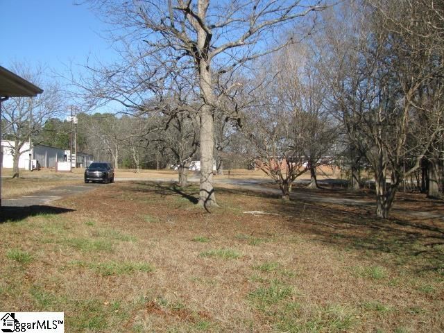 1929 Dewberry Road, Spartanburg, SC 29307