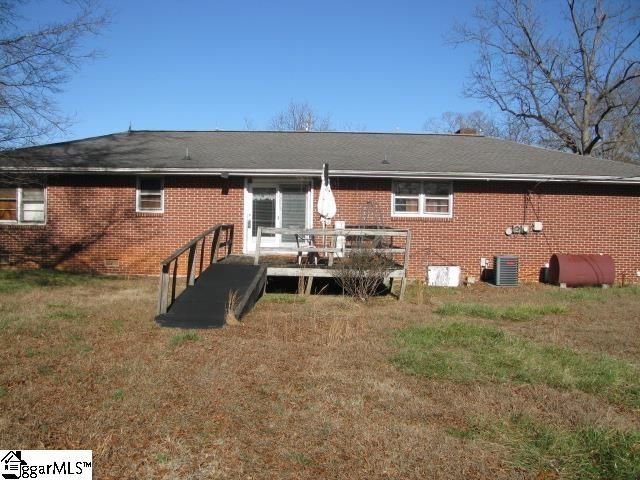 1929 Dewberry Road, Spartanburg, SC 29307