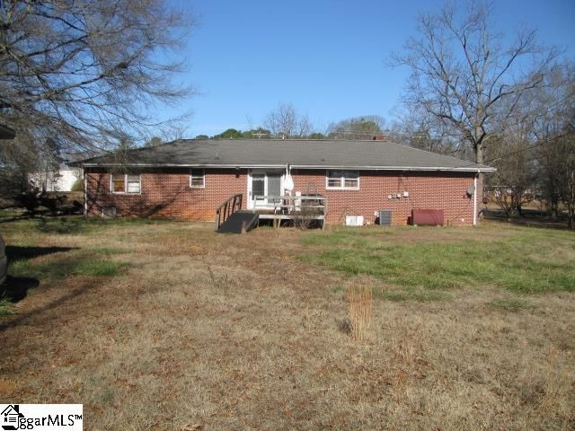 1929 Dewberry Road, Spartanburg, SC 29307