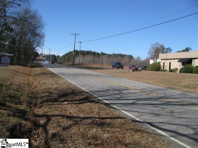 1929 Dewberry Road, Spartanburg, SC 29307