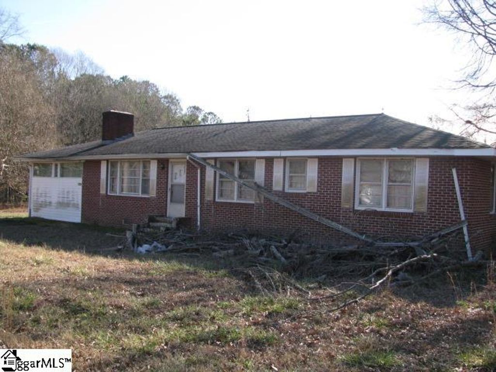 1929 Dewberry Road, Spartanburg, SC 29307