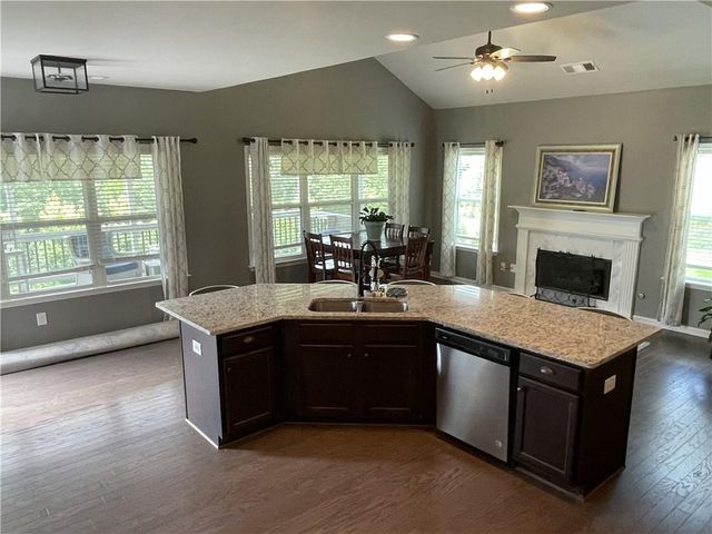 132 Blue Sky Drive, Dawsonville, GA 30534