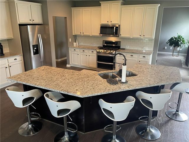 132 Blue Sky Drive, Dawsonville, GA 30534