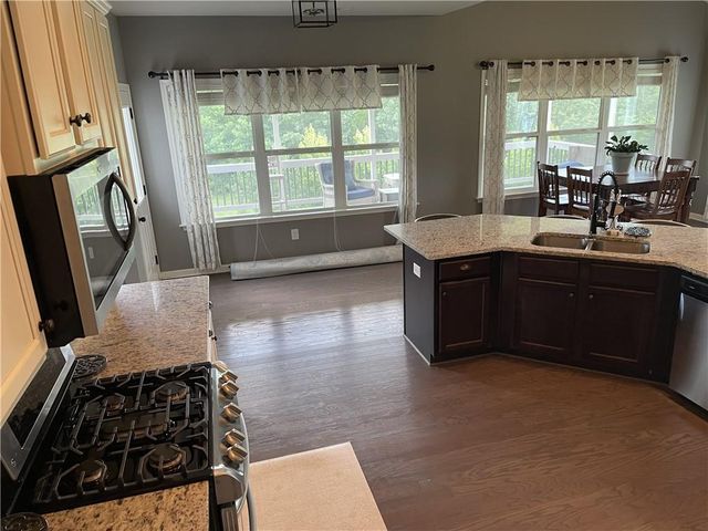 132 Blue Sky Drive, Dawsonville, GA 30534