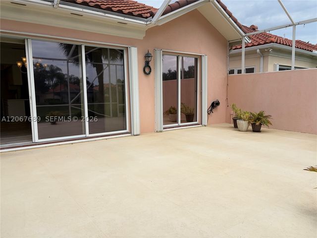 2786 James River Rd, West Palm Beach, FL 33411