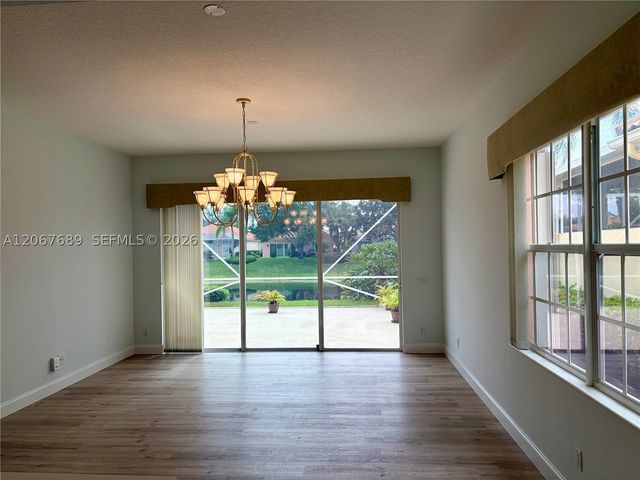 2786 James River Rd, West Palm Beach, FL 33411