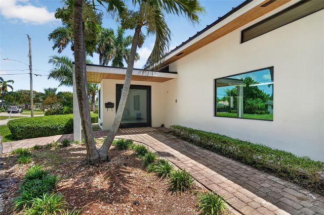 8880 SW 149th Street, Palmetto Bay, FL 33176