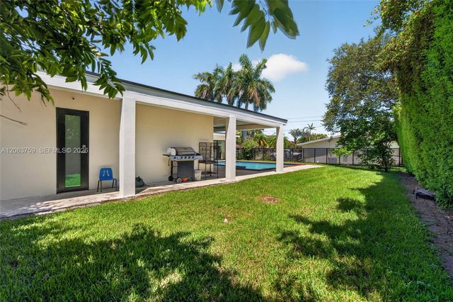 8880 SW 149th Street, Palmetto Bay, FL 33176