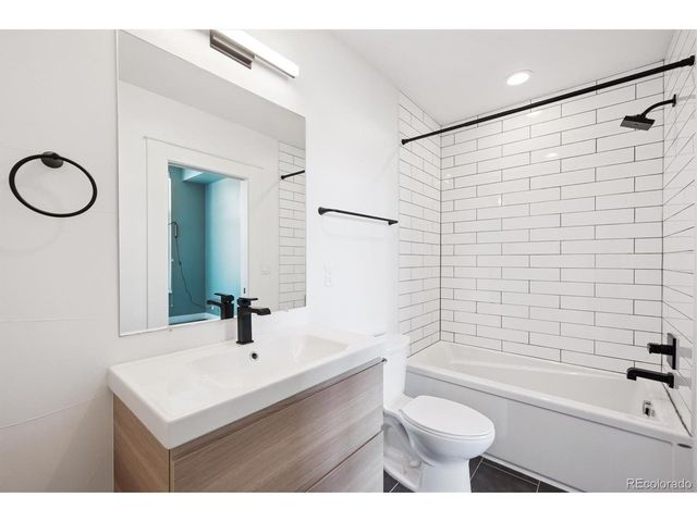 3124 N Gilpin St, Denver, CO 80205