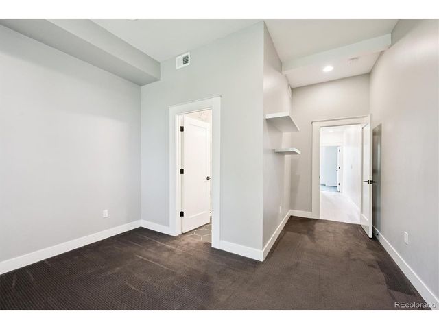 3124 N Gilpin St, Denver, CO 80205