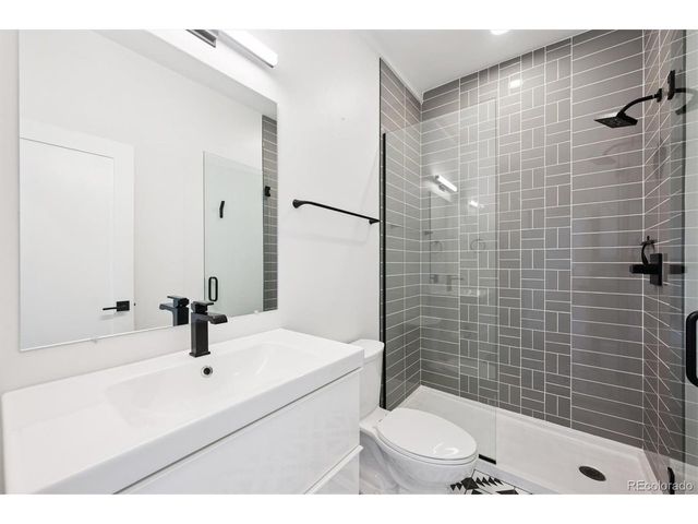 3124 N Gilpin St, Denver, CO 80205