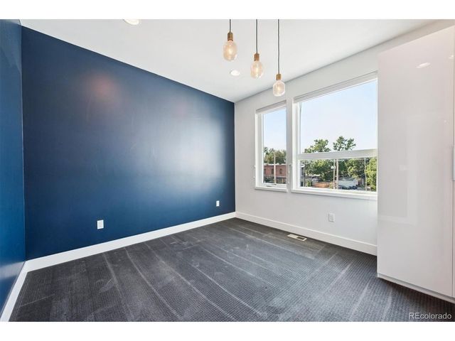 3124 N Gilpin St, Denver, CO 80205